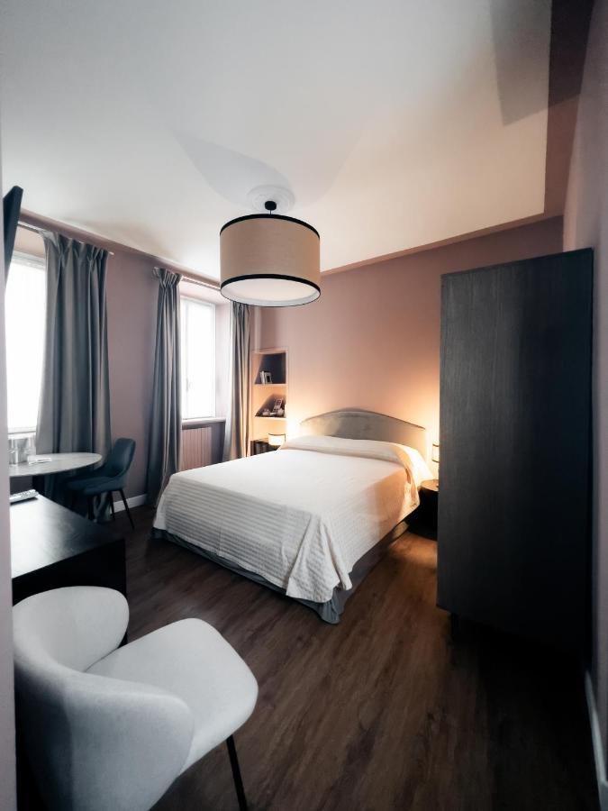 Caffe Delle Rose Les Chambres Βερμπάνια Εξωτερικό φωτογραφία