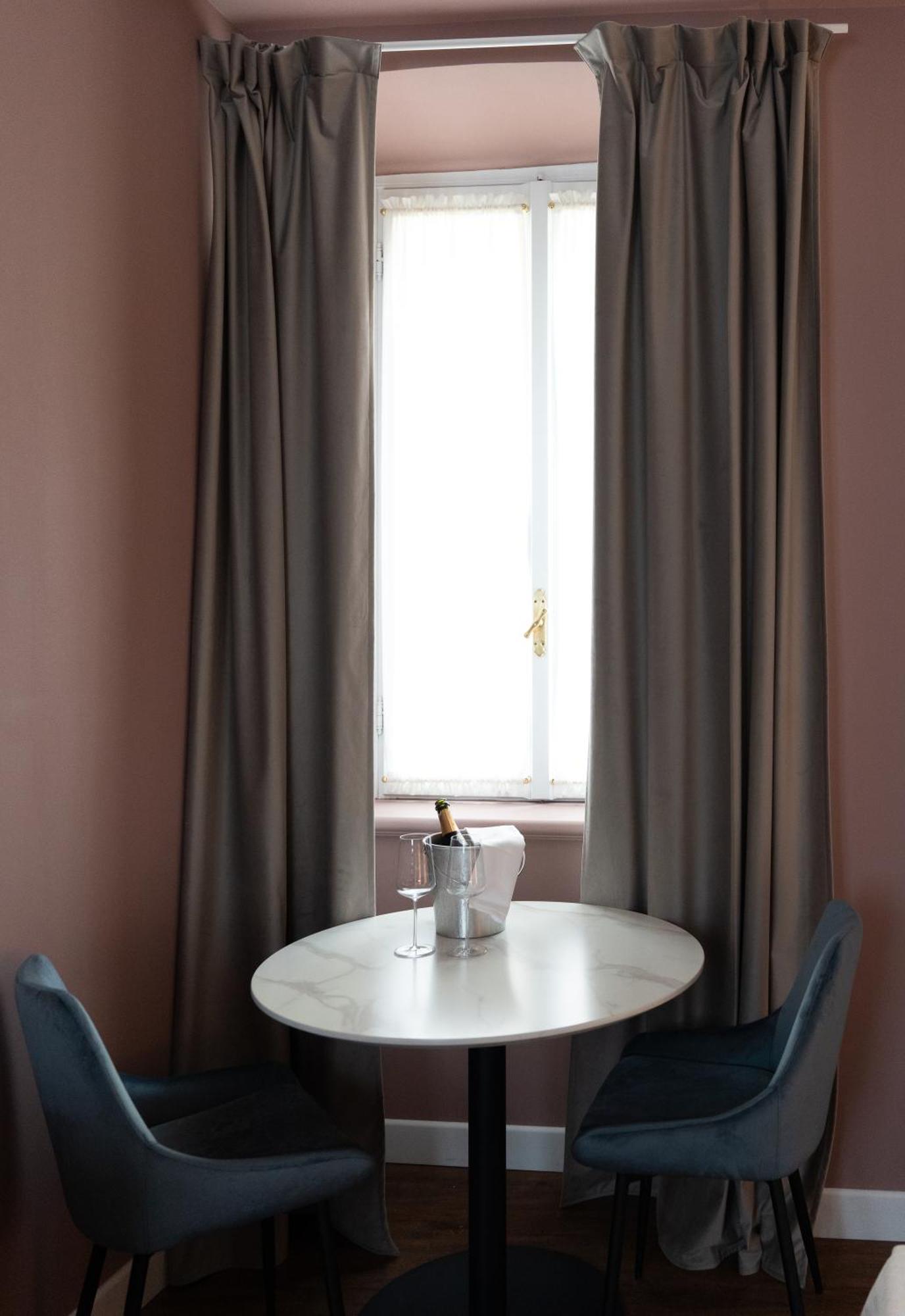 Caffe Delle Rose Les Chambres Βερμπάνια Εξωτερικό φωτογραφία